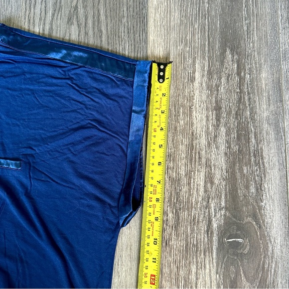 Navy Blue Women’s Plus Size Blouse Size 2x LAURA Plus - Picture 6 of 8